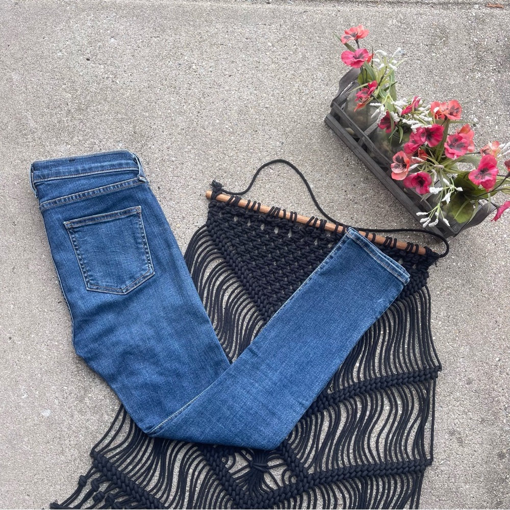 Veronica Beard Crop Jeans Size 25